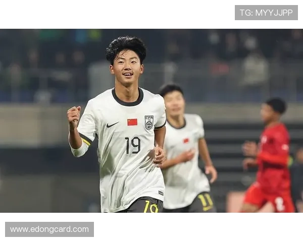 中国女足U17半场狂胜4-0宋语后点破门出线在望